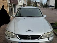 Gebraucht Opel Vectra 147 PS (108 kW) 2001 Silber Kombi