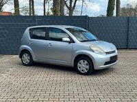 Gebraucht Daihatsu Sirion 91 PS (66 kW) 2007 Silber Kleinwagen