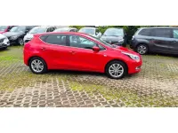 Gebraucht Kia Ceed DREAM-TEAM Edition 99 PS (72 kW) 2015 (frd) trackrot Kleinwagen