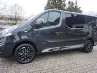 Gebraucht Opel Vivaro 145 PS (106 kW) 2017 Schwarz Van / Kleinbus