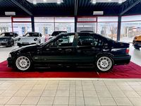 Gebraucht BMW M3 Performance 321 PS (236 kW) 1997 Cosmosschwarz metallic Limousine