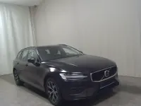 Używany Volvo V60 163 KM (119 kW) 2022 Czarny Kombi