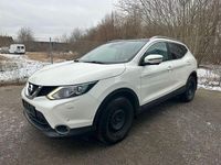 Gebraucht Nissan Qashqai Tekna 116 PS (85 kW) 2015 Weiß SUV