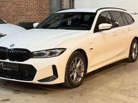 Gebraucht BMW 330e M Sport 184 PS (135 kW) 2023 Weiß Limousine