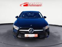 Gebraucht Mercedes A180 116 PS (85 kW) 2022 Schwarz Limousine