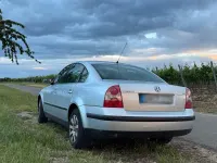 Gebraucht VW Passat Basis 131 PS (96 kW) 2003 Silber Limousine