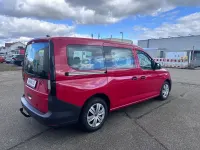 Gebraucht VW Caddy Maxi IQ Drive 122 PS (89 kW) 2023 Rot Van / Kleinbus