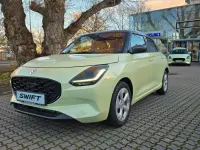 Neu Suzuki Swift Comfort+ 83 PS (61 kW) 2025 Gelb Limousine