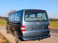 Gebraucht VW T5 131 PS (96 kW) 2008 Grau Van
