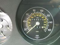 Gebraucht Mercedes 560 288 PS (211 kW) 1986 Gold Cabrio