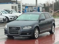 Gebraucht Audi A3 Ambiente 160 PS (117 kW) 2010 Grau Kleinwagen