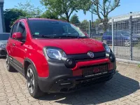 Gebraucht Fiat Panda Cross Cross 69 PS (50 kW) 2024 Rot Kleinwagen