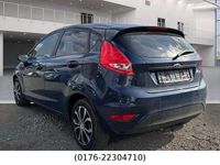 Gebraucht Ford Fiesta Trend 82 PS (60 kW) 2012 Blau Kleinwagen