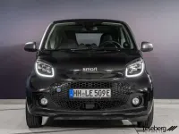 Gebraucht Smart ForTwo Coupé Passion 60 kW (82 PS) 2021 Bodypanels in black Coupé