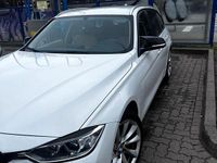 Gebraucht BMW 320 184 PS (135 kW) 2012 Weiß Kombi