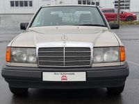 Gebraucht Mercedes E260 160 PS (117 kW) 1988 Silber Limousine