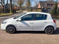 Gebraucht Renault Clio IV Expression 75 PS (55 kW) 2012 Weiß Kleinwagen