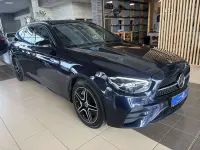 Gebraucht Mercedes E300 AMG line 306 PS (225 kW) 2022 Blau nautikblau  metalliclack (metallic) Kombi