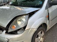 gebraucht Ford Fiesta 1,4 Benziner Unfall Klima Elektrische Fensterheber