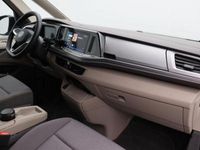 Second-hand VW Multivan Basis 150 CP (110 kW) 2024 Alb Monovolum