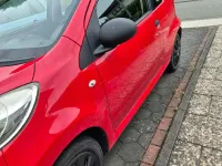 Gebraucht Peugeot 107 50 PS (36 kW) 2008 Rot Kleinwagen