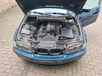 Gebraucht BMW 325 192 PS (141 kW) 2004 Blau Limousine