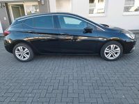 Gebraucht Opel Astra 150 PS (110 kW) 2017 Schwarz Kleinwagen