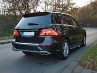 Gebraucht Mercedes ML350 258 PS (189 kW) 2014 Schwarz SUV