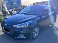 Używany Hyundai i20 Active 120 KM (88 kW) 2018 Czarny Sedan/Limuzyna