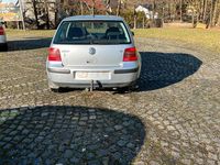 Gebraucht VW Golf IV 102 PS (75 kW) 2001 Silber Kleinwagen