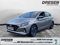 Gebraucht Hyundai i20 Trend 101 PS (74 kW) 2023 Beige Limousine