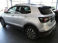 Gebraucht VW T-Cross Active 110 PS (80 kW) 2021 Reflex silber metallic SUV