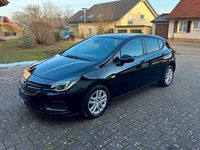 Gebraucht Opel Astra 125 PS (91 kW) 2018 Schwarz Kleinwagen