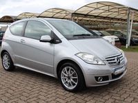 gebraucht Mercedes A200 Navi/Xenon/Bluetooth/SHZ/PDC/AHK