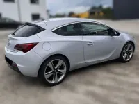 Gebraucht Opel Astra GTC Edition 165 PS (121 kW) 2012 Weiß Coupé