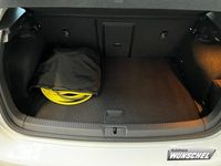 Gebraucht VW e-Golf 100 kW (136 PS) 2019 Kleinwagen