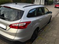 Gebraucht Ford Focus 2012 Grau Kombi