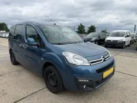 Gebraucht Citroën Berlingo SELECTION 99 PS (72 kW) 2016 Blau Van / Kleinbus
