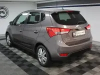 Gebraucht Hyundai ix20 90 PS (66 kW) 2014 Braun Kleinwagen