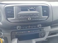 Second-hand Citroën Jumpy 102 CP (75 kW) 2022 Alb Monovolum