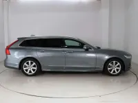 Gebraucht Volvo V90 Momentum 150 PS (110 kW) 2018 Grau Kombi