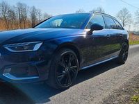 Gebraucht Audi A4 Advanced 190 PS (139 kW) 2020 Blau Limousine
