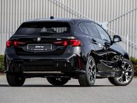 Neu BMW 120 Sport Line 156 PS (114 kW) 2026 Schwarz Kleinwagen