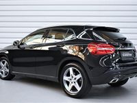 Gebraucht Mercedes GLA220 Urban 170 PS (125 kW) 2015 Schwarz SUV