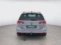Gebraucht VW Passat Basis 150 PS (110 kW) 2022 Grau Kombi