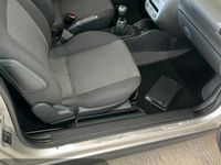 Gebraucht Opel Corsa Edition 80 PS (58 kW) 2006 Silber Limousine
