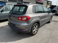 Gebraucht VW Tiguan Sport 140 PS (102 kW) 2009 Grau SUV