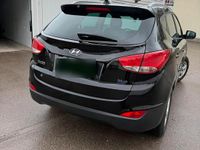 Gebraucht Hyundai ix35 116 PS (85 kW) 2015 Schwarz SUV