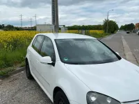 Gebraucht VW Golf V 80 PS (58 kW) 2008 Weiß Kleinwagen