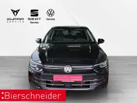 Gebraucht VW Golf VIII Pro 150 PS (110 kW) 2025 Schwarz Limousine
